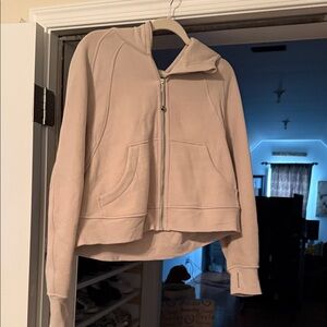 Gently worn lululemon scuba oversized full zip. Medium/large